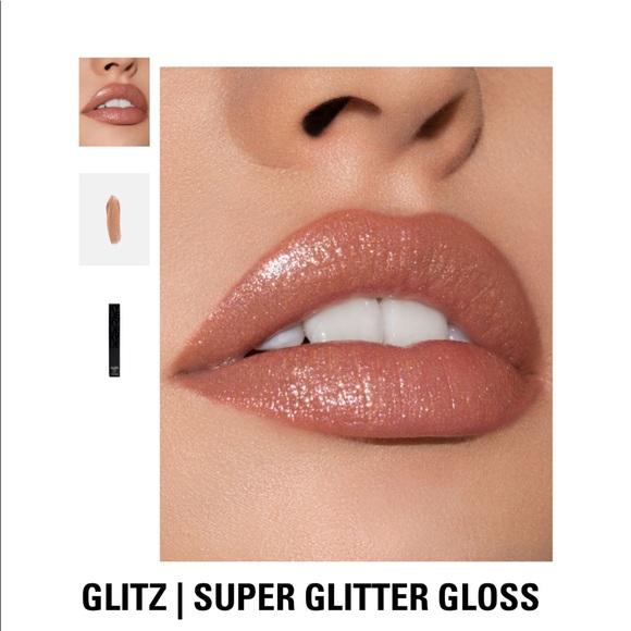 Kylie Jenner Lipgloss - Picture 1 of 4